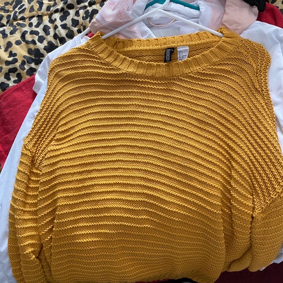 Sweaters - Picture 2 of 2